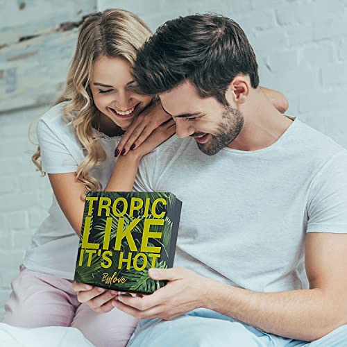 Spa Gift Set for Women, Gifts for Women, 5 Piece Bath and Body Set with Pinea...