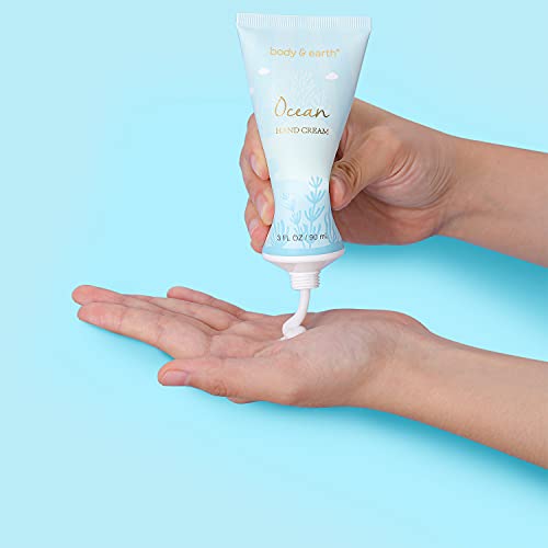 Spa Gifts for Women, Bath and Body Set with Ocean Scented Spa Gifts Box for H...