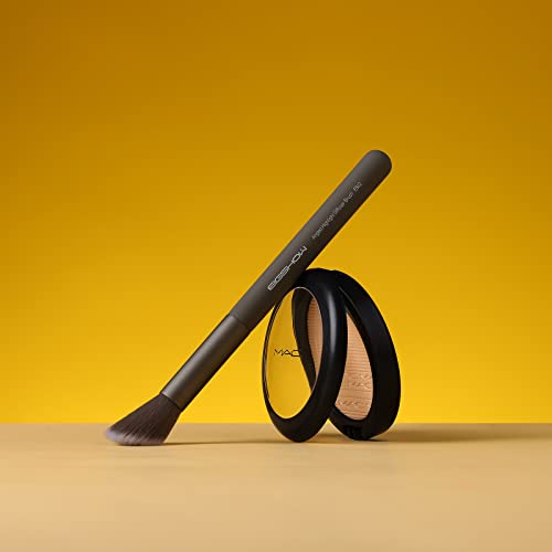 Highlighter Brush, EIGSHOW Professional Angled Highlight Diffuser Brush for C...