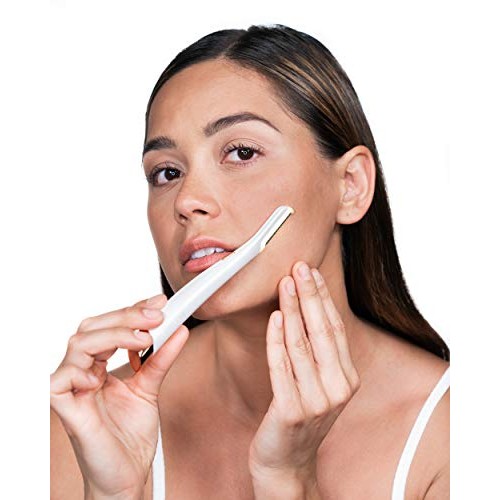 Finishing Touch Flawless Dermaplane Glo Lighted Facial Exfoliator - Non-Vibra...