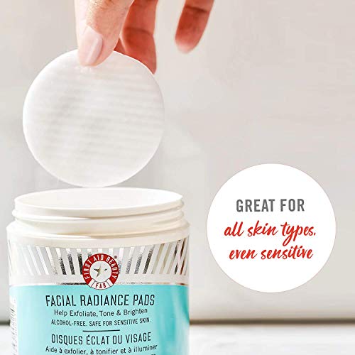 First Aid Beauty Facial Radiance Pads, Exfoliating Pads with AHA, 60 Count