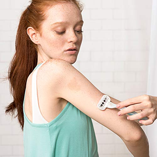 Gillette Venus Extra Smooth Sensitive Womens Razor Blade Refills, 4 Count, De...