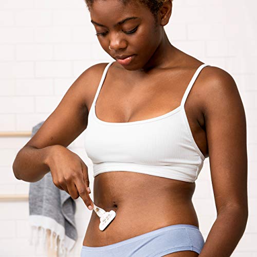 Gillette Venus Platinum Extra Smooth Razors for Women, 1 Venus Razor, 4 Razor...