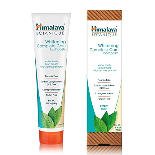 Himalaya Botanique Complete Care Whitening Toothpaste, Simply Mint, for a Cle...