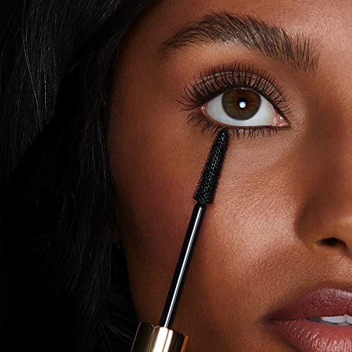 Hourglass Unlocked Instant Extensions Mascara. Defining and Lengthening Masca...