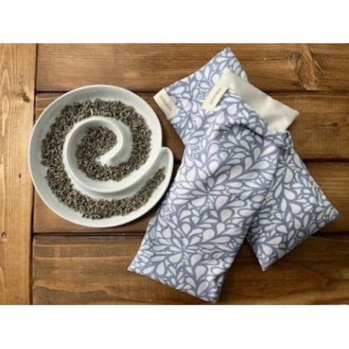 Kimmieko Weighted Eye Pillow, Washable Case with Organic Lavender and Flax Se...