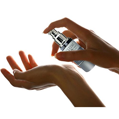 Kleem Organics Vitamin C Serum for Face with Hyaluronic Acid & Vitamin E | Na...