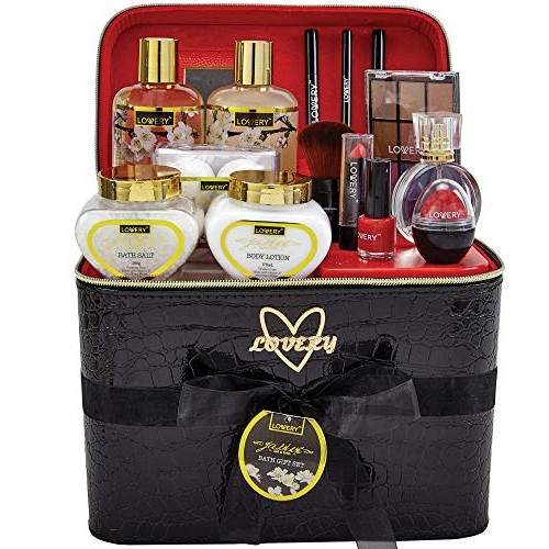 Premium Bath and Body Gift Basket For Women – 30 Piece Set, Jasmine Home Spa ...