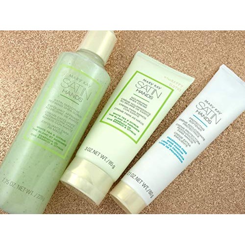 Mary Kay Satin Hands Pamering Set