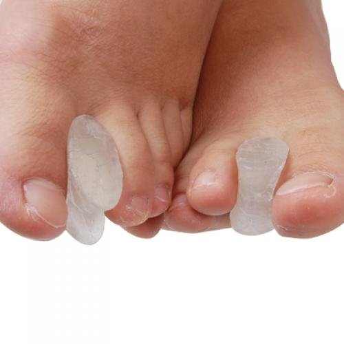 Newmind 4Pcs Silicone Gel Toe Spacers Toe Caps Blisters Corns Separators Prot...