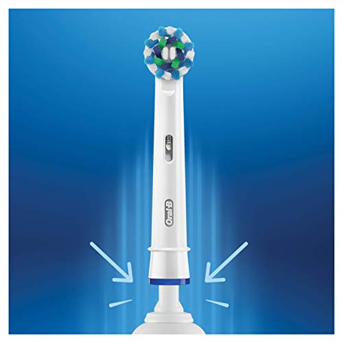 Oral-B FlossAction Replacement Electric Toothbrush Head, 4ct (Packaging may V...