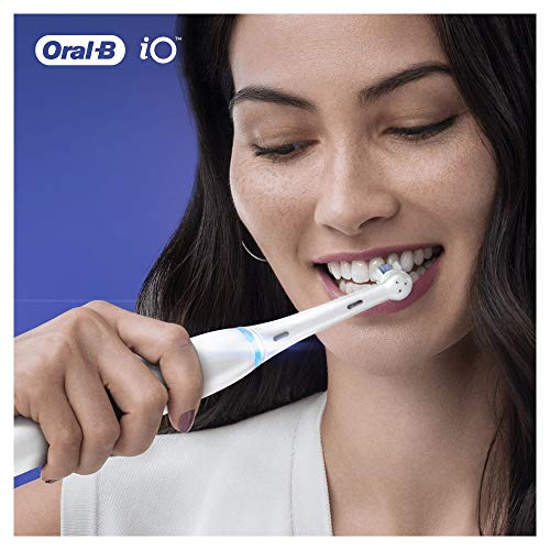 Oral-B iO Ultimate Clean Electric Toothbrush Head, Twisted & Angled Bristles ...