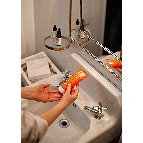 OZNaturals Vitamin C Face Wash With Hyaluronic Acid, Rosehip Oil, Aloe Vera &...