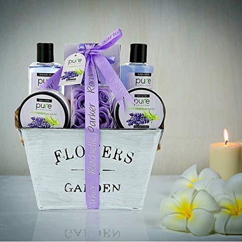 Lavender Essential Oil Spa Basket For Women. Premium Deluxe Bath Care Basket ...