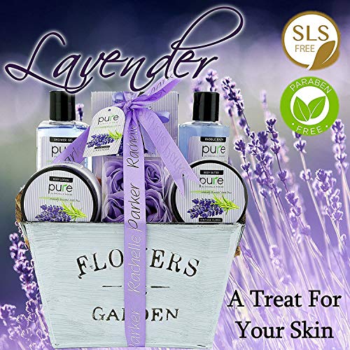 Lavender Essential Oil Spa Basket For Women. Premium Deluxe Bath Care Basket ...