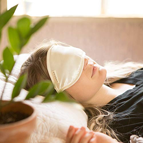 Urbana Spa Prive Silk Eye Pillow with French Lavender for Sleeping, Napping, ...