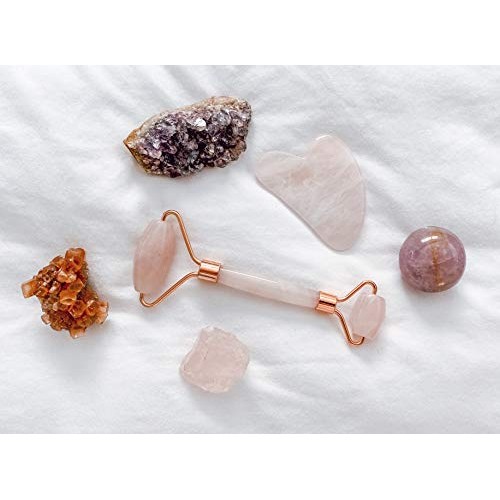 Rose Quartz Roller and Gua Sha Set, 100% Natural Rose Quartz Stone Face Rolle...